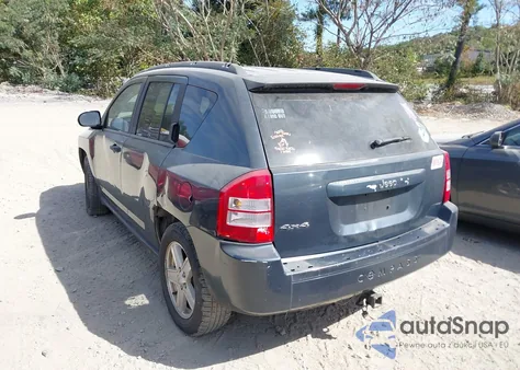 2007 Jeep Compass Sport z USA, uszkodzony, nr VIN 1J8FF47W27D279229
